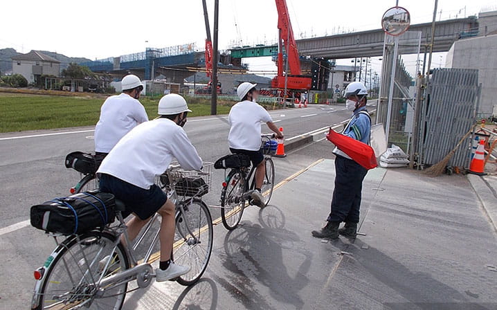 交通誘導警備業務